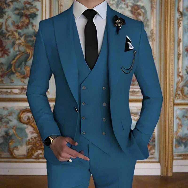 Elevate your style with the 2023 Fashion New Men's Leisure Boutique Business Solid Color Wedding Suit. This 3-piece set includes a coat, pants, and vest, offering a perfect blend of elegance and business occasions.